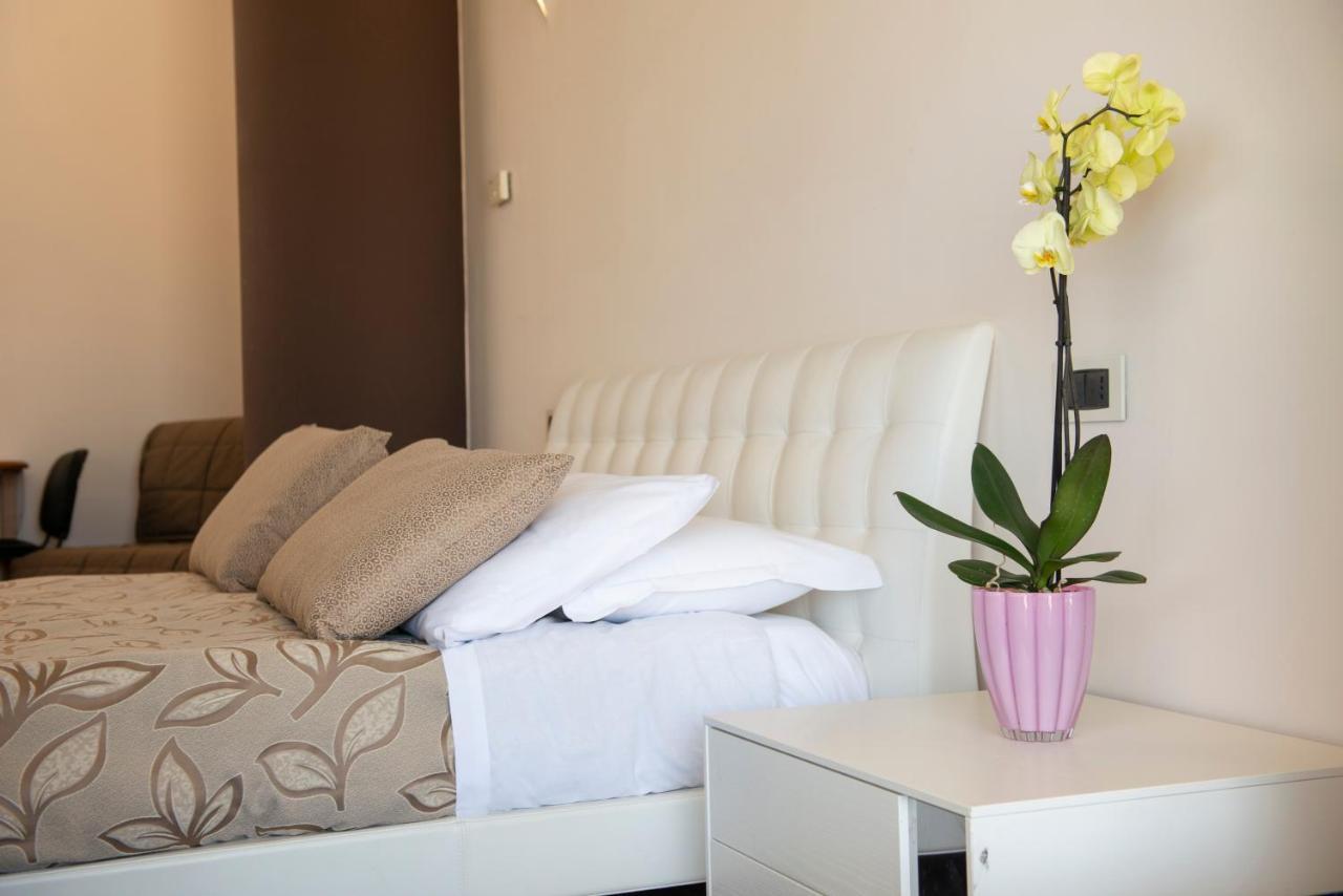 Hotel Residence Imperial Misano Adriatico Exterior photo